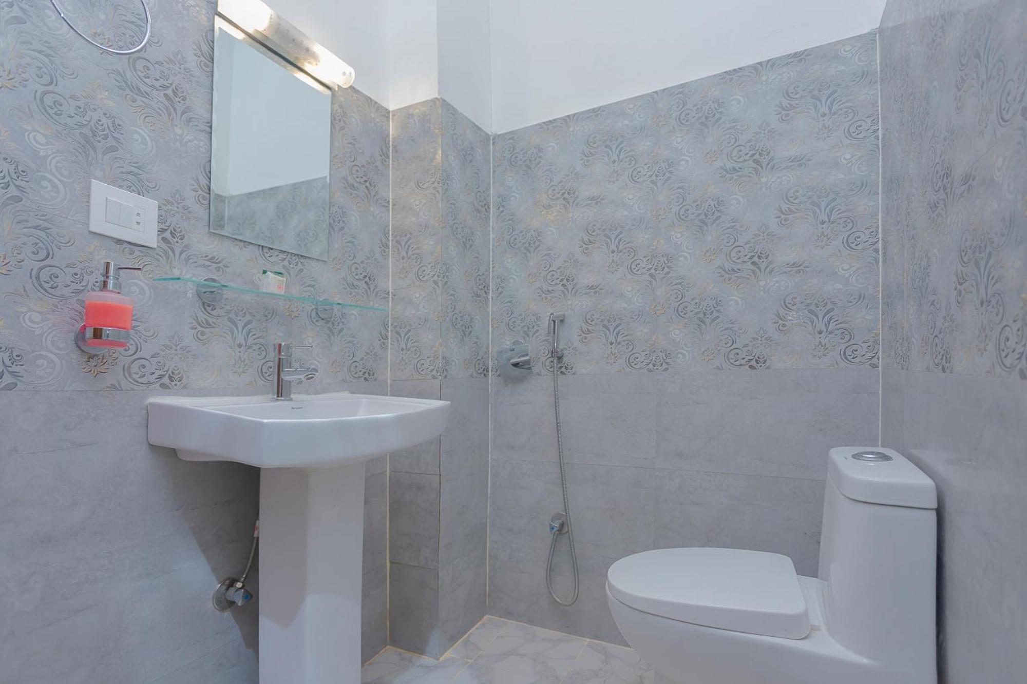 Oyo 799 Hotel Tik Tok Pvt Ltd. Κατμαντού Εξωτερικό φωτογραφία